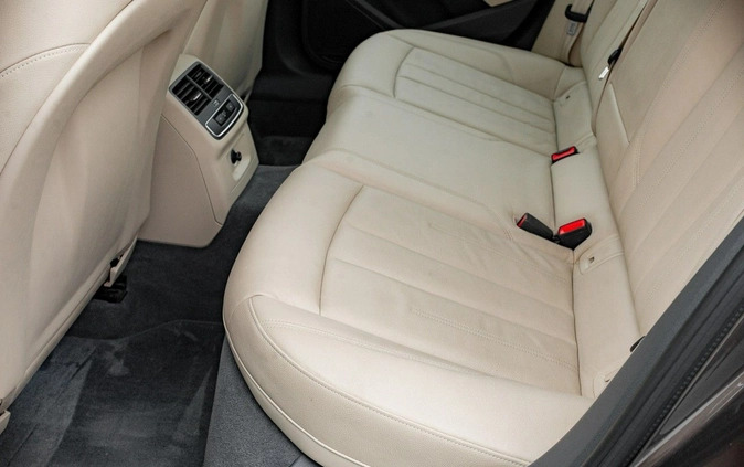 Audi A4 cena 114850 przebieg: 82336, rok produkcji 2019 z Wielichowo małe 742